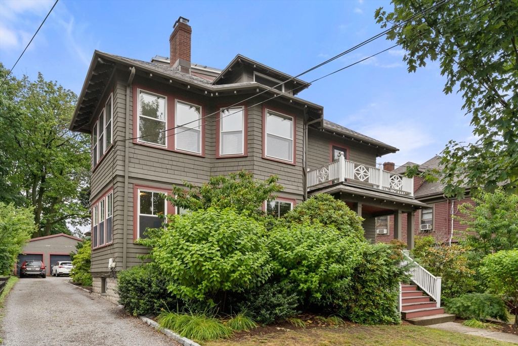 148 Lakeview Ave, Cambridge, Massachusetts, 3 Bedrooms Bedrooms, 8 Rooms Rooms,2 BathroomsBathrooms,Residential Lease,For Rent,Lakeview Ave,73406137