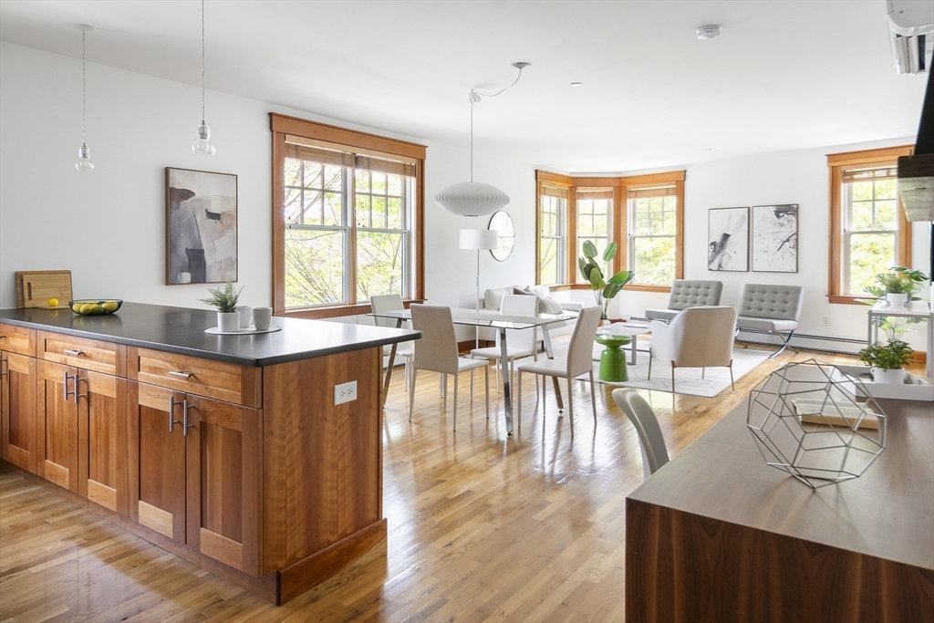 432 Norfolk Street, Somerville, Massachusetts, 1 Bedroom Bedrooms, 3 Rooms Rooms,1 BathroomBathrooms,Residential Lease,For Rent,Norfolk Street,73406615