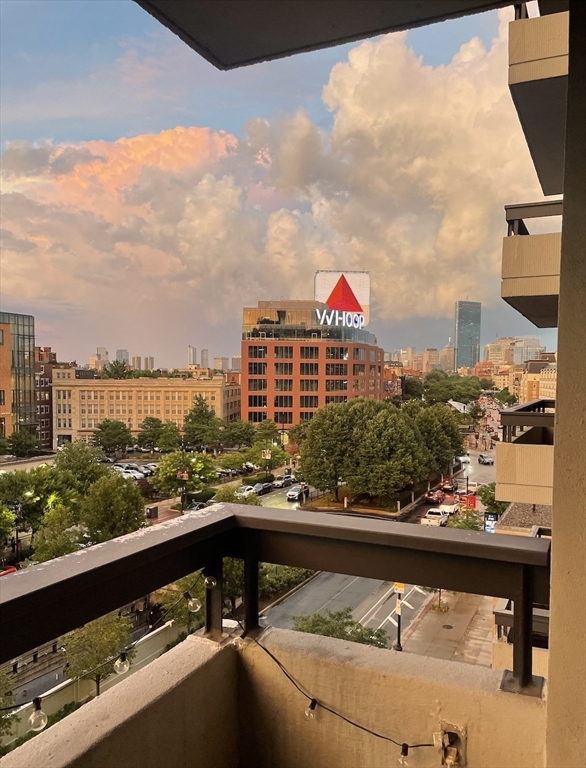 566 Commonwealth Ave, Boston, Massachusetts, 1 Bedroom Bedrooms, 4 Rooms Rooms,1 BathroomBathrooms,Residential Lease,For Rent,Commonwealth Ave,73406972