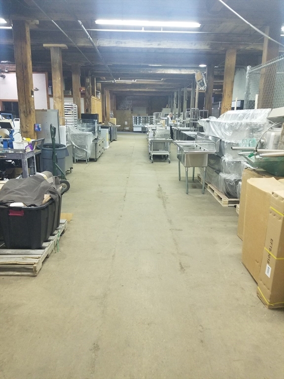 119R Foster St, Peabody, Massachusetts, ,Commercial Lease,For Rent,Foster St,73407398