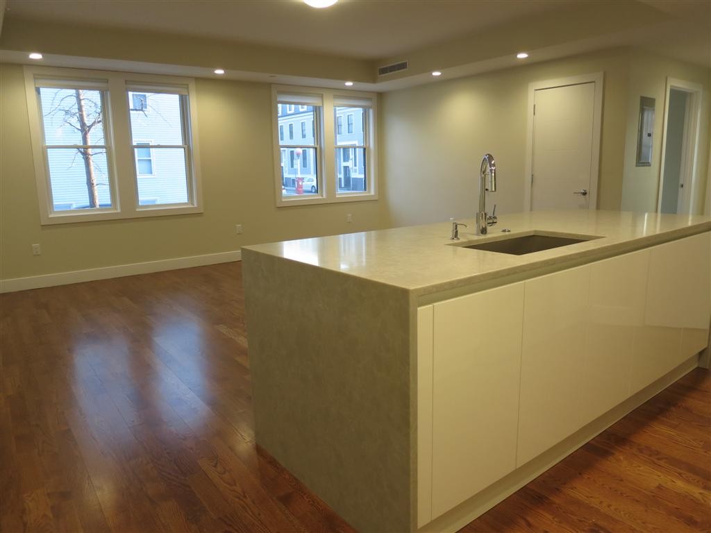 906 East 2nd, Boston, Massachusetts, 2 Bedrooms Bedrooms, 6 Rooms Rooms,2 BathroomsBathrooms,Residential Lease,For Rent,East 2nd,73407470