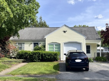 22 Wescroft Rd, Reading, Massachusetts, 3 Bedrooms Bedrooms, 7 Rooms Rooms,2 BathroomsBathrooms,Residential Lease,For Rent,Wescroft Rd,73381496