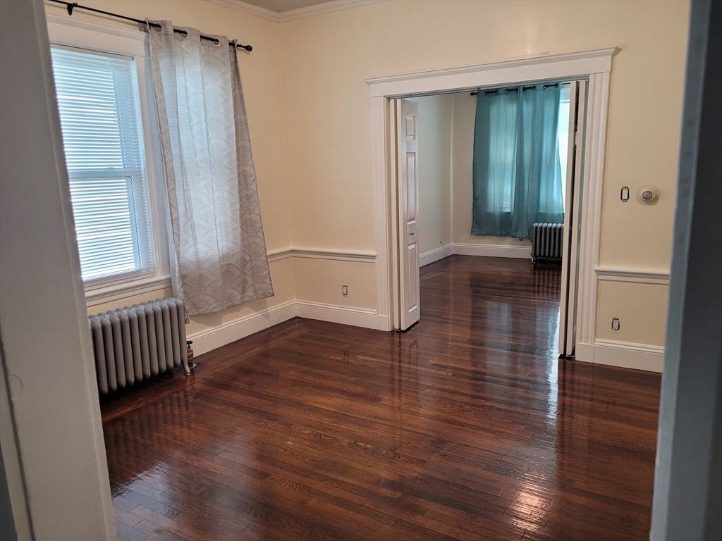 49 Hancock St, Chelsea, Massachusetts, 2 Bedrooms Bedrooms, 4 Rooms Rooms,1 BathroomBathrooms,Residential Lease,For Rent,Hancock St,73407948
