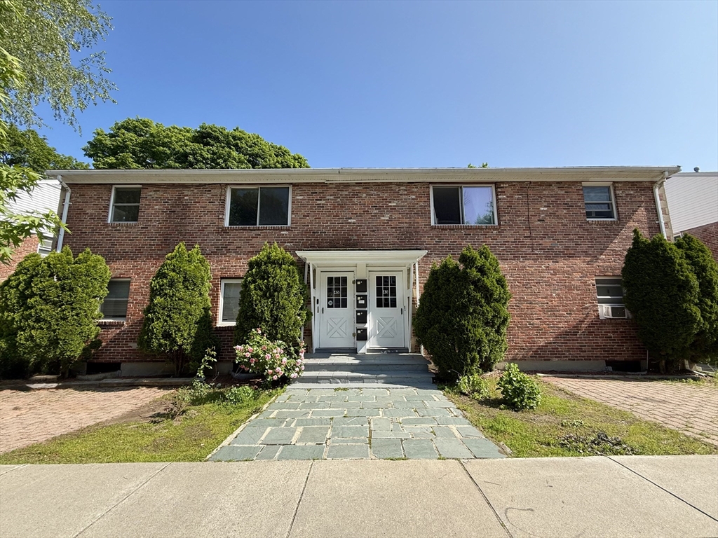 43 Aldrich Rd, Watertown, Massachusetts, 2 Bedrooms Bedrooms, 5 Rooms Rooms,1 BathroomBathrooms,Residential Lease,For Rent,Aldrich Rd,73407966