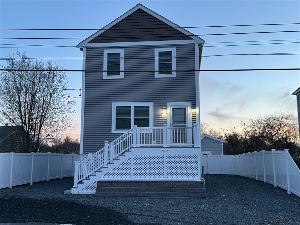 317 Plymouth Ave Winter Rental, Marshfield, Massachusetts, 3 Bedrooms Bedrooms, 6 Rooms Rooms,2 BathroomsBathrooms,Residential Lease,For Rent,Plymouth Ave Winter Rental,73408288