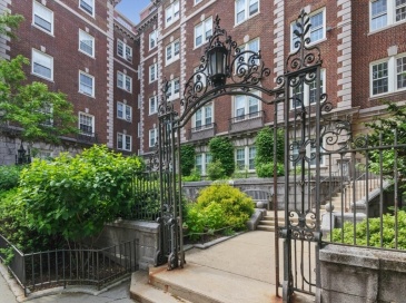 5 Arlington St Unit 31, Cambridge, Massachusetts, 1 Bedroom Bedrooms, 3 Rooms Rooms,1 BathroomBathrooms,Residential Lease,For Rent,Arlington St Unit 31,73408991 5 Arlington St Unit 31, Cambridge, Massachusetts, 1 Bedroom Bedrooms, 3 Rooms Rooms,1 BathroomBathrooms,Residential Lease,For Rent,Arlington St Unit 31,73408991