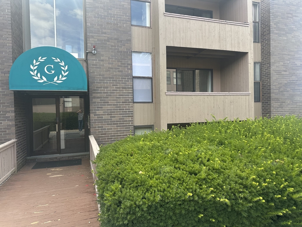 12 Shrewsbury Green Dr, Shrewsbury, Massachusetts, 1 Bedroom Bedrooms, 3 Rooms Rooms,1 BathroomBathrooms,Residential Lease,For Rent,Shrewsbury Green Dr,73409367