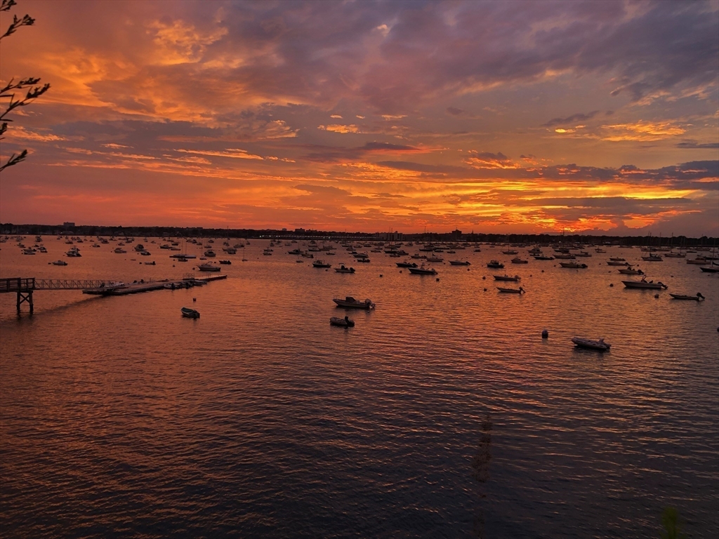 97 Pitman Rd, Marblehead, Massachusetts, 3 Bedrooms Bedrooms, 6 Rooms Rooms,2.5 BathroomsBathrooms,Residential,For Sale,Pitman Rd,73266602