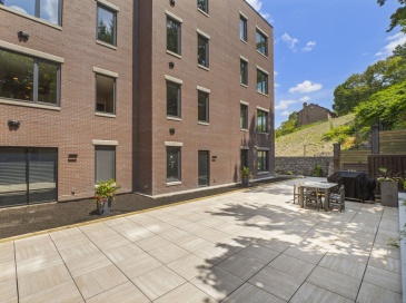 249 Corey Rd, Boston, Massachusetts, 3 Bedrooms Bedrooms, 6 Rooms Rooms,2 BathroomsBathrooms,Residential Lease,For Rent,Corey Rd,73409766