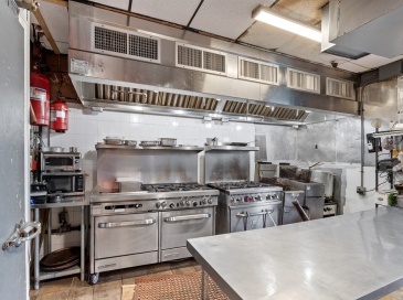 Restaurant Broadway, Lawrence, Massachusetts, ,Business Opportunity,For Sale,Broadway,73407113 Restaurant Broadway, Lawrence, Massachusetts, ,Business Opportunity,For Sale,Broadway,73407113