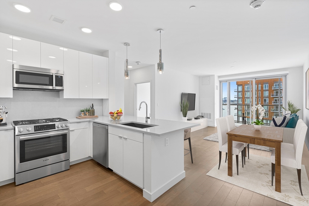 45 Lewis St, Boston, Massachusetts, 2 Bedrooms Bedrooms, 5 Rooms Rooms,2 BathroomsBathrooms,Residential Lease,For Rent,Lewis St,73396661