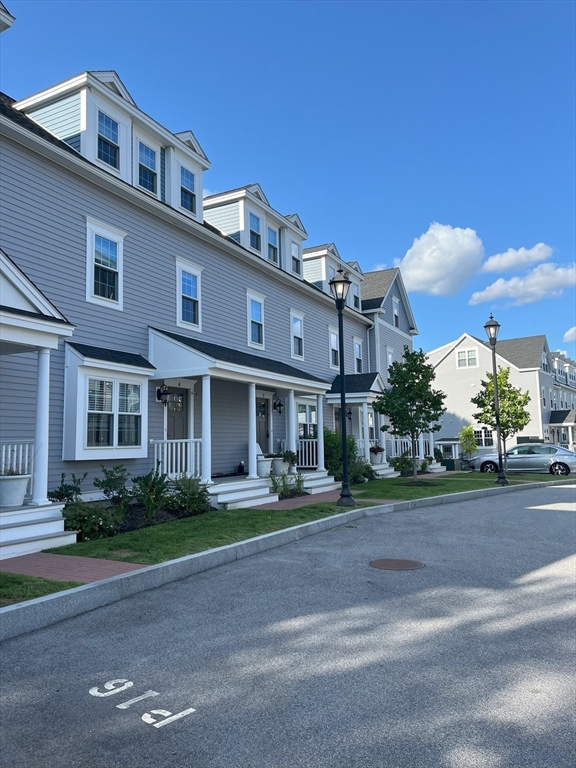 12 South Mason Street, Salem, Massachusetts, 3 Bedrooms Bedrooms, 5 Rooms Rooms,2.5 BathroomsBathrooms,Residential Lease,For Rent,South Mason Street,73411078