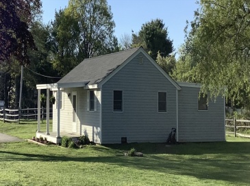 5 Lakemans Lane, Ipswich, Massachusetts, 1 Bedroom Bedrooms, 5 Rooms Rooms,1 BathroomBathrooms,Residential Lease,For Rent,Lakemans Lane,73354890