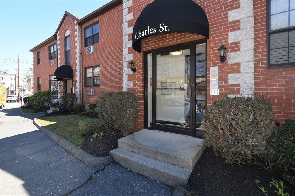 88 Charles St, Waltham, Massachusetts, 1 Bedroom Bedrooms, 3 Rooms Rooms,1 BathroomBathrooms,Residential Lease,For Rent,Charles St,73404087
