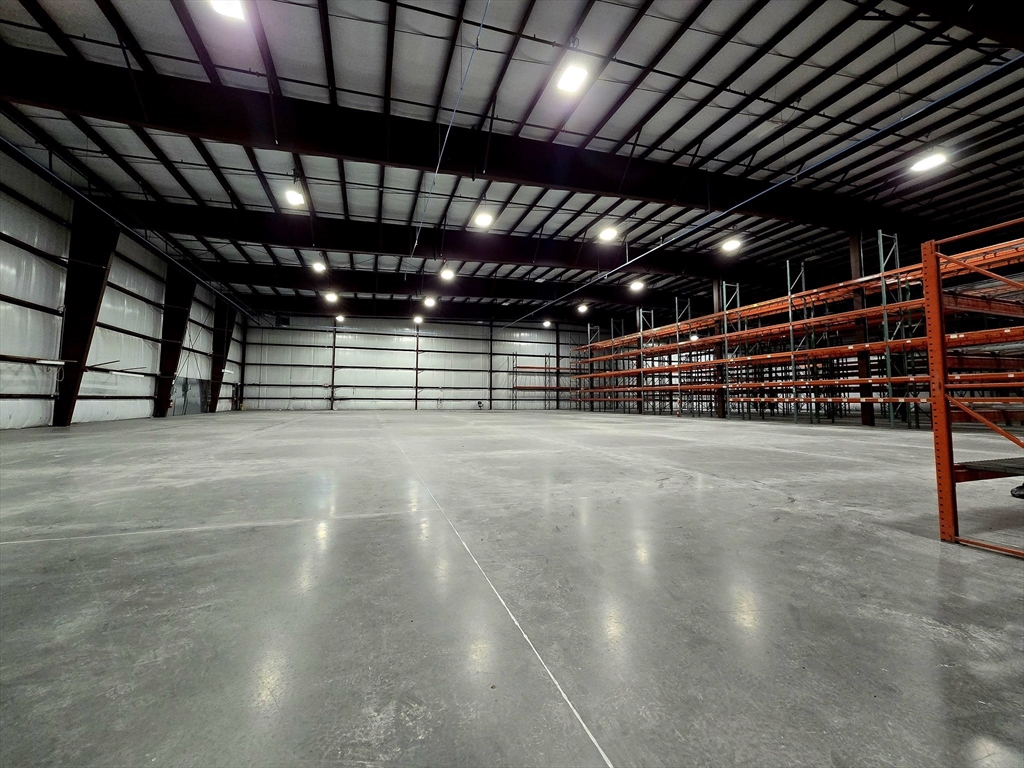 231 Commerce, Fall River, Massachusetts, ,Commercial Lease,For Rent,Commerce,73348052