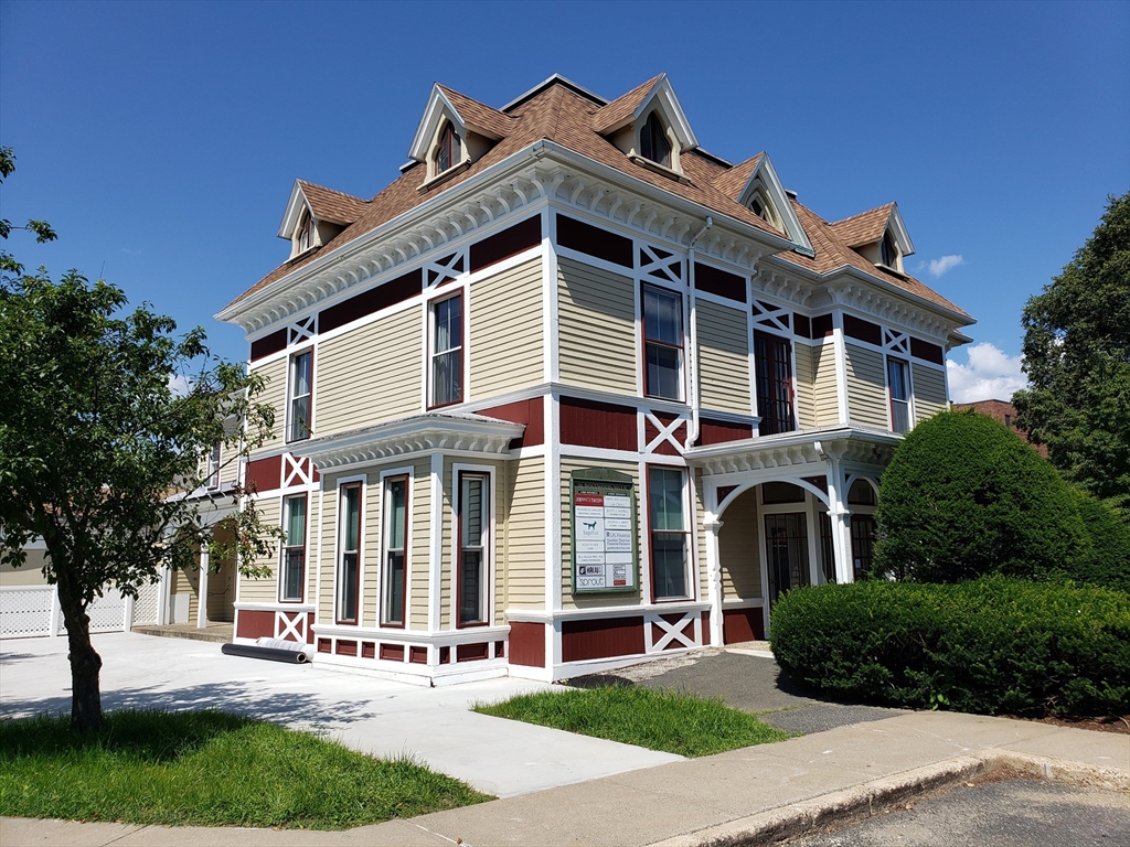 30 Boltwood Walk, Amherst, Massachusetts, ,Commercial Lease,For Rent,Boltwood Walk,73411482