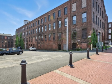 382 Dwight St, Holyoke, Massachusetts, ,Commercial Sale,For Sale,Dwight St,73411259