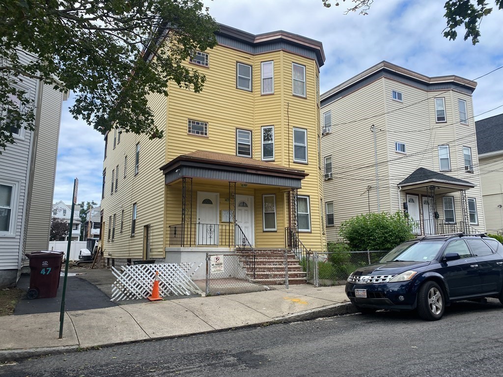 47 Pearl St, Everett, Massachusetts, 3 Bedrooms Bedrooms, 5 Rooms Rooms,1 BathroomBathrooms,Residential Lease,For Rent,Pearl St,73395655