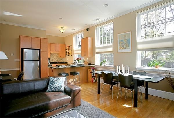 245 Beacon Street, Somerville, Massachusetts, 1 Bedroom Bedrooms, 3 Rooms Rooms,1 BathroomBathrooms,Residential Lease,For Rent,Beacon Street,73373912