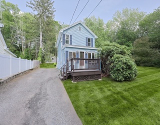 190 Chapel St, Leicester, Massachusetts, 3 Bedrooms Bedrooms, 7 Rooms Rooms,1 BathroomBathrooms,Residential,For Sale,Chapel St,73396403