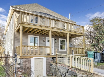 77 Maverick St, Fitchburg, Massachusetts, 3 Bedrooms Bedrooms, 6 Rooms Rooms,1 BathroomBathrooms,Residential Lease,For Rent,Maverick St,73411909