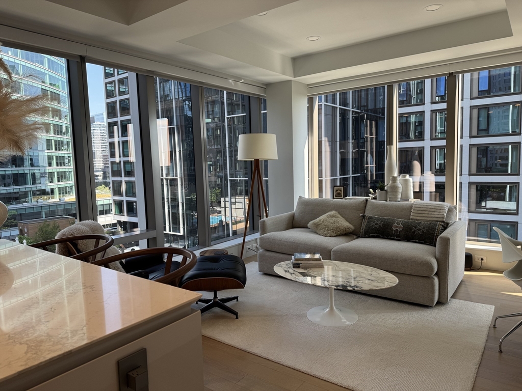 135 Seaport Blvd, Boston, Massachusetts, 1 Bedroom Bedrooms, 3 Rooms Rooms,1 BathroomBathrooms,Residential Lease,For Rent,Seaport Blvd,73407431