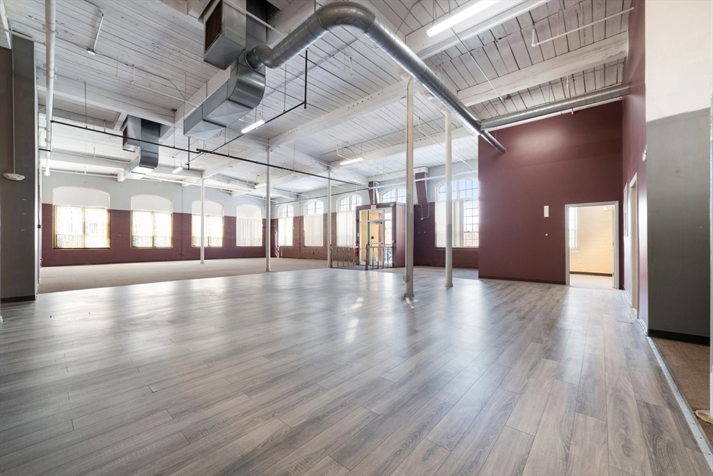 120 Ingell St., Taunton, Massachusetts, ,Commercial Lease,For Rent,Ingell St.,73329834