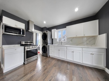 533 Boston Street, Lynn, Massachusetts, 3 Bedrooms Bedrooms, 6 Rooms Rooms,2 BathroomsBathrooms,Residential Lease,For Rent,Boston Street,73400394