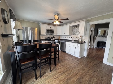 28 Garfield, Franklin, Massachusetts, 1 Bedroom Bedrooms, 5 Rooms Rooms,1 BathroomBathrooms,Residential Lease,For Rent,Garfield,73385565 28 Garfield, Franklin, Massachusetts, 1 Bedroom Bedrooms, 5 Rooms Rooms,1 BathroomBathrooms,Residential Lease,For Rent,Garfield,73385565