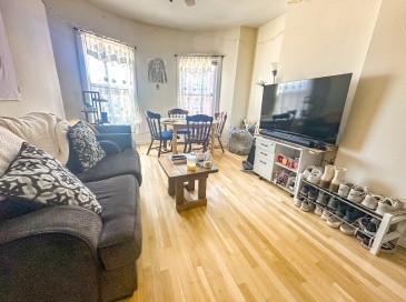 38 S. Huntington Ave, Boston, Massachusetts, 3 Bedrooms Bedrooms, 6 Rooms Rooms,1 BathroomBathrooms,Residential Lease,For Rent,S. Huntington Ave,73404583 38 S. Huntington Ave, Boston, Massachusetts, 3 Bedrooms Bedrooms, 6 Rooms Rooms,1 BathroomBathrooms,Residential Lease,For Rent,S. Huntington Ave,73404583