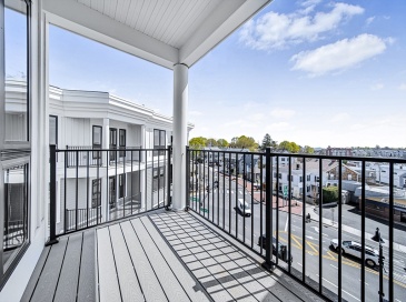 6 Rantoul St, Beverly, Massachusetts, 2 Bedrooms Bedrooms, 4 Rooms Rooms,2 BathroomsBathrooms,Residential Lease,For Rent,Rantoul St,73412183