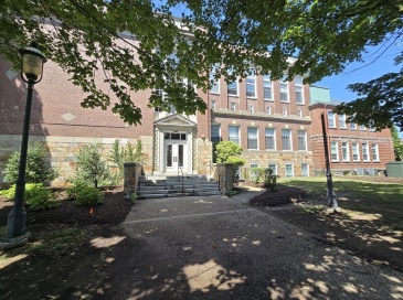 130 Beach St, Quincy, Massachusetts, 1 Bedroom Bedrooms, 4 Rooms Rooms,1 BathroomBathrooms,Residential Lease,For Rent,Beach St,73412529 130 Beach St, Quincy, Massachusetts, 1 Bedroom Bedrooms, 4 Rooms Rooms,1 BathroomBathrooms,Residential Lease,For Rent,Beach St,73412529