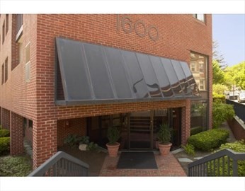 1600 Massachusetts Ave., Cambridge, Massachusetts, 2 Bedrooms Bedrooms, 4 Rooms Rooms,2 BathroomsBathrooms,Residential Lease,For Rent,Massachusetts Ave.,73412656