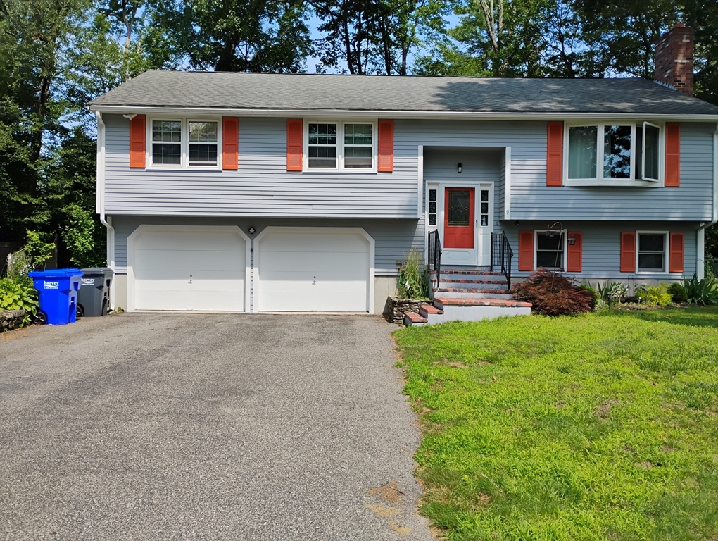 9 Packard Rd, Milford, Massachusetts, 3 Bedrooms Bedrooms, 6 Rooms Rooms,2.5 BathroomsBathrooms,Residential,For Sale,Packard Rd,73412499