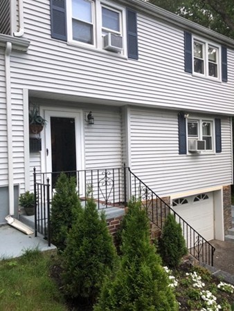 143 Ridge St., Arlington, Massachusetts, 4 Bedrooms Bedrooms, 7 Rooms Rooms,1.5 BathroomsBathrooms,Residential Lease,For Rent,Ridge St.,73391239