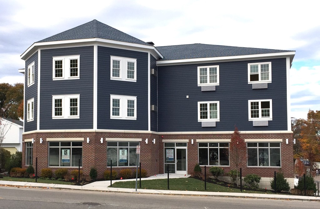 225 West Squantum, Quincy, Massachusetts, 2 Bedrooms Bedrooms, 4 Rooms Rooms,2 BathroomsBathrooms,Residential Lease,For Rent,West Squantum,73390268