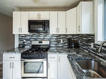 10 Clapp St, Worcester, Massachusetts, 3 Bedrooms Bedrooms, 6 Rooms Rooms,1.5 BathroomsBathrooms,Residential Lease,For Rent,Clapp St,73400370