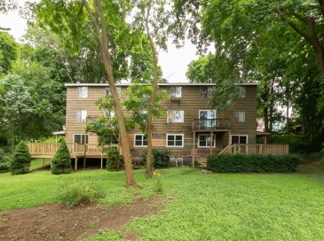 40R Stone St, Beverly, Massachusetts, 2 Bedrooms Bedrooms, 4 Rooms Rooms,1 BathroomBathrooms,Residential Lease,For Rent,Stone St,73413194