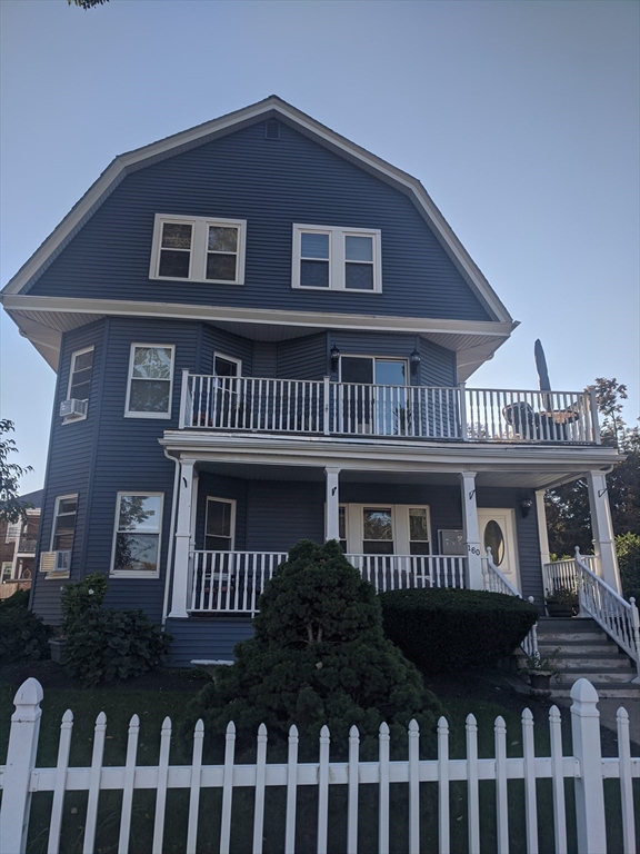 160 Washington St, Boston, Massachusetts, 2 Bedrooms Bedrooms, 5 Rooms Rooms,1 BathroomBathrooms,Residential Lease,For Rent,Washington St,73372793