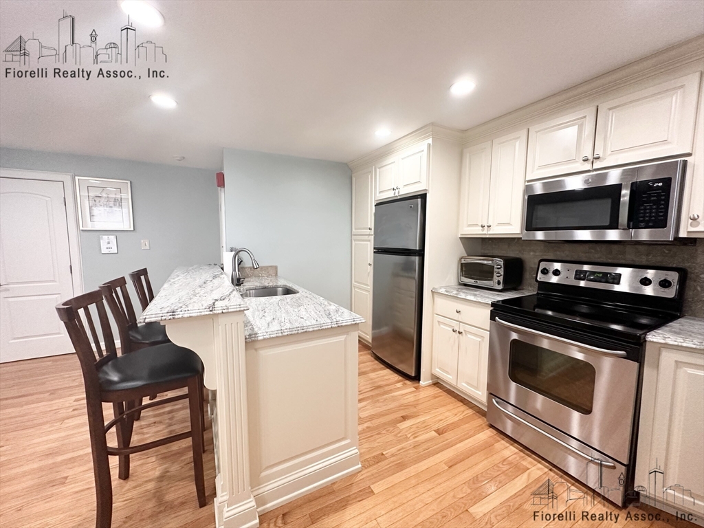 162 Salem, Boston, Massachusetts, 1 Bedroom Bedrooms, 2 Rooms Rooms,1 BathroomBathrooms,Residential Lease,For Rent,Salem,73413399