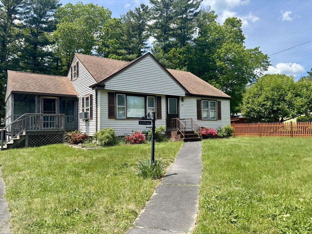 20 Birch St, Acushnet, Massachusetts, 4 Bedrooms Bedrooms, 8 Rooms Rooms,1 BathroomBathrooms,Residential,For Sale,Birch St,73384820