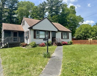 20 Birch St, Acushnet, Massachusetts, 4 Bedrooms Bedrooms, 8 Rooms Rooms,1 BathroomBathrooms,Residential,For Sale,Birch St,73384820