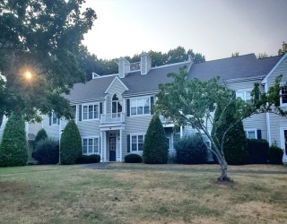 650 Brookside Dr, Andover, Massachusetts, 3 Bedrooms Bedrooms, 6 Rooms Rooms,2 BathroomsBathrooms,Residential Lease,For Rent,Brookside Dr,73412066