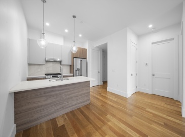 218-220 Old Colony Avenue, Boston, Massachusetts, 2 Bedrooms Bedrooms, 4 Rooms Rooms,2 BathroomsBathrooms,Residential Lease,For Rent,Old Colony Avenue,73413864