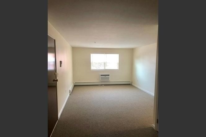 361 Hildreth St, Lowell, Massachusetts, 2 Bedrooms Bedrooms, 4 Rooms Rooms,1 BathroomBathrooms,Residential Lease,For Rent,Hildreth St,73414599