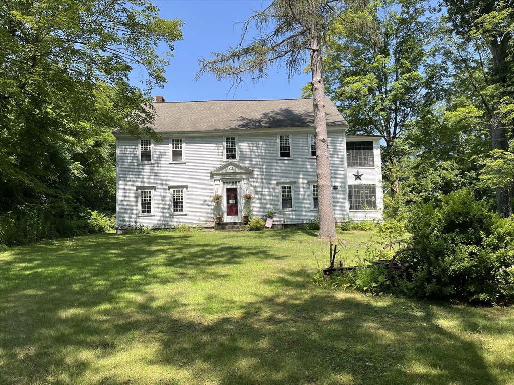 52 Elmwood St, Millbury, Massachusetts, 2 Bedrooms Bedrooms, 4 Rooms Rooms,1 BathroomBathrooms,Residential Lease,For Rent,Elmwood St,73414853