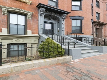 666 Massachusetts Ave, Boston, Massachusetts, 2 Bedrooms Bedrooms, 6 Rooms Rooms,2 BathroomsBathrooms,Residential Lease,For Rent,Massachusetts Ave,73378871