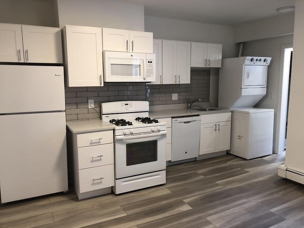 254 Windsor Street, Cambridge, Massachusetts, 3 Bedrooms Bedrooms, 4 Rooms Rooms,1.5 BathroomsBathrooms,Residential Lease,For Rent,Windsor Street,73398107