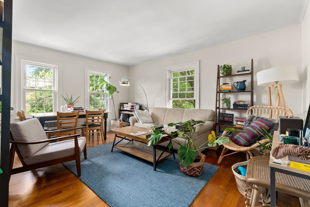 1 Garden Court, Cambridge, Massachusetts, 1 Bedroom Bedrooms, 3 Rooms Rooms,1 BathroomBathrooms,Residential Lease,For Rent,Garden Court,73415319
