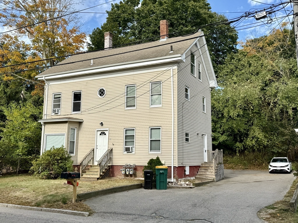 542 Mount Hope Street, North Attleboro, Massachusetts, 2 Bedrooms Bedrooms, 3 Rooms Rooms,1 BathroomBathrooms,Residential Lease,For Rent,Mount Hope Street,73415584
